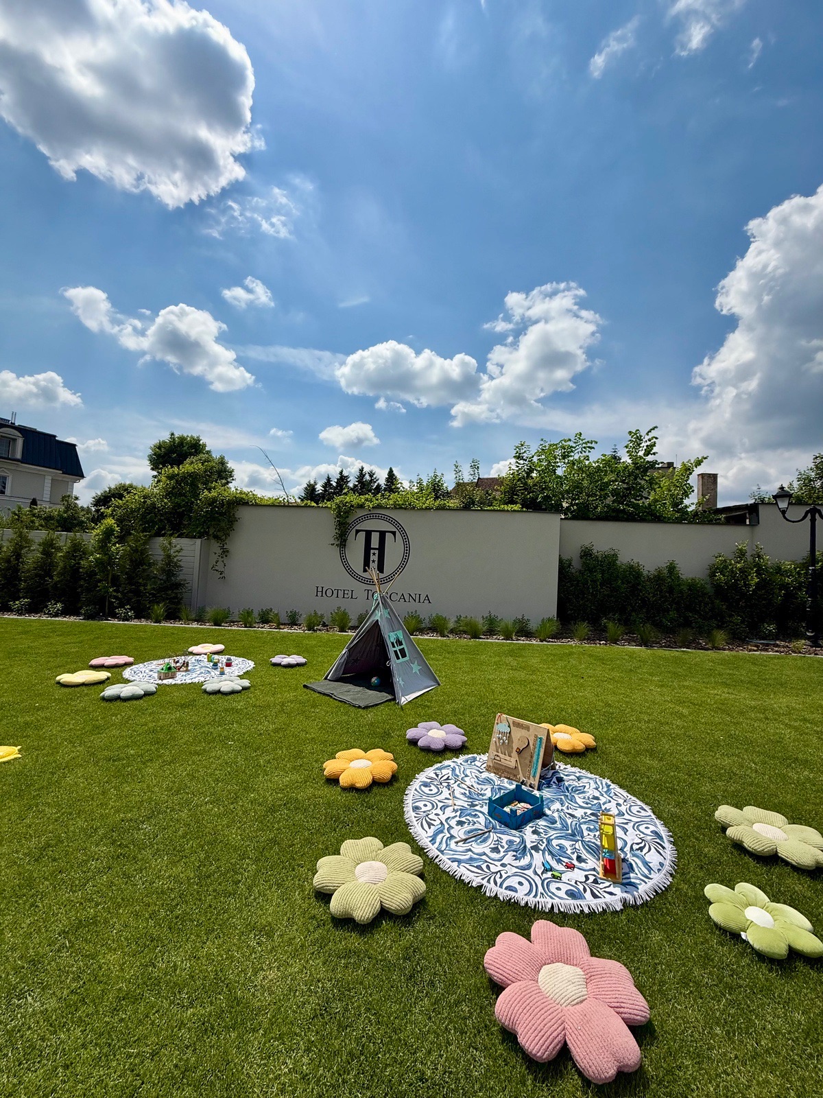 Event firmowy z rodzinami - piknik z mini zoo i placem zabaw