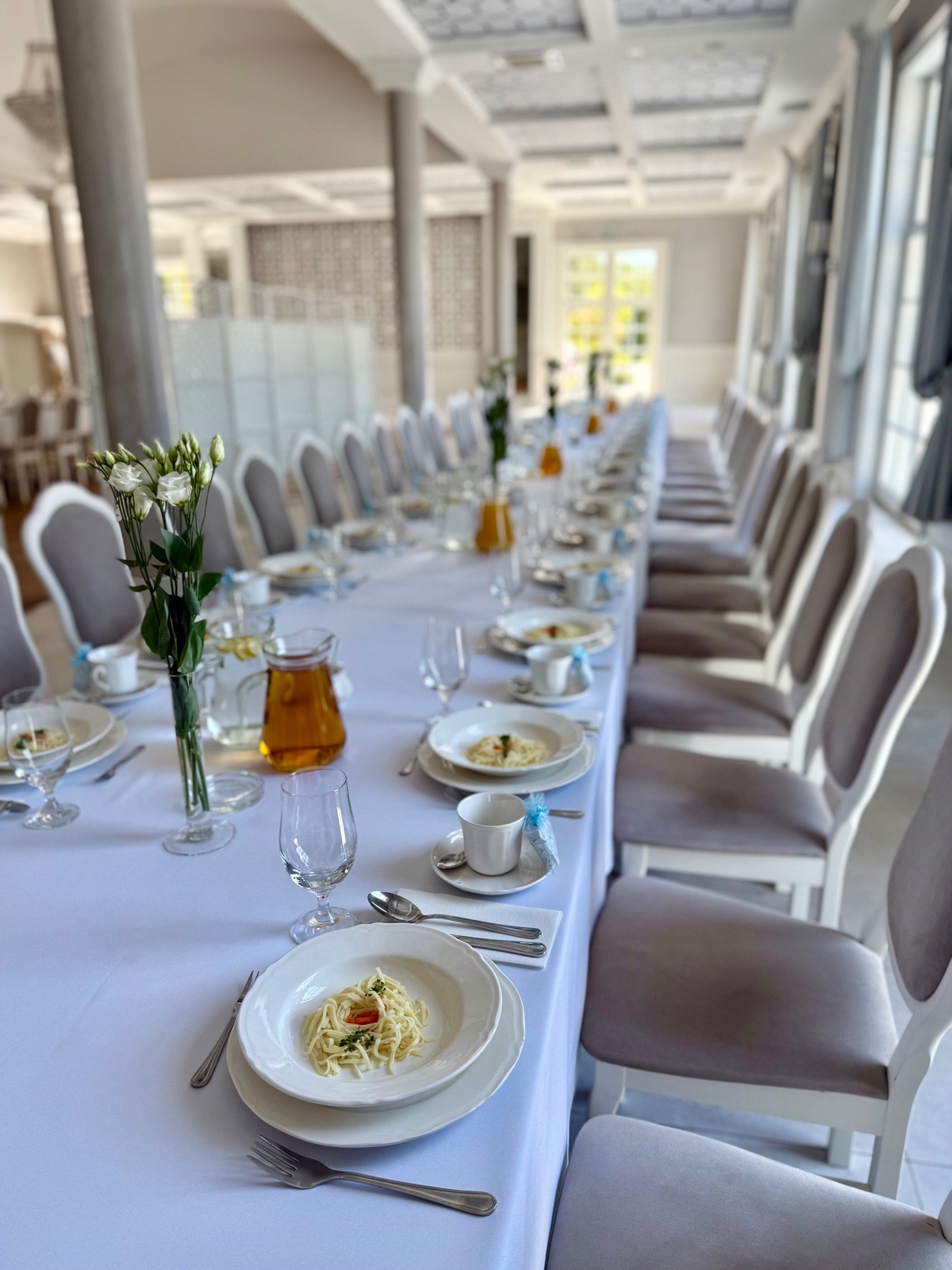 Przyjęcie komunijne - menu, które trafi w gusta dzieci i dorosłych
