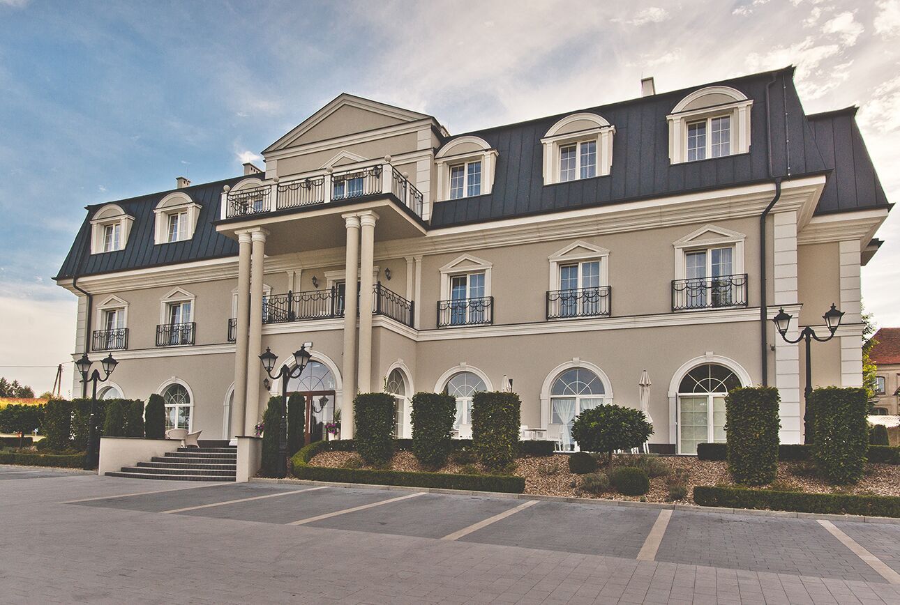 fasada hotelu