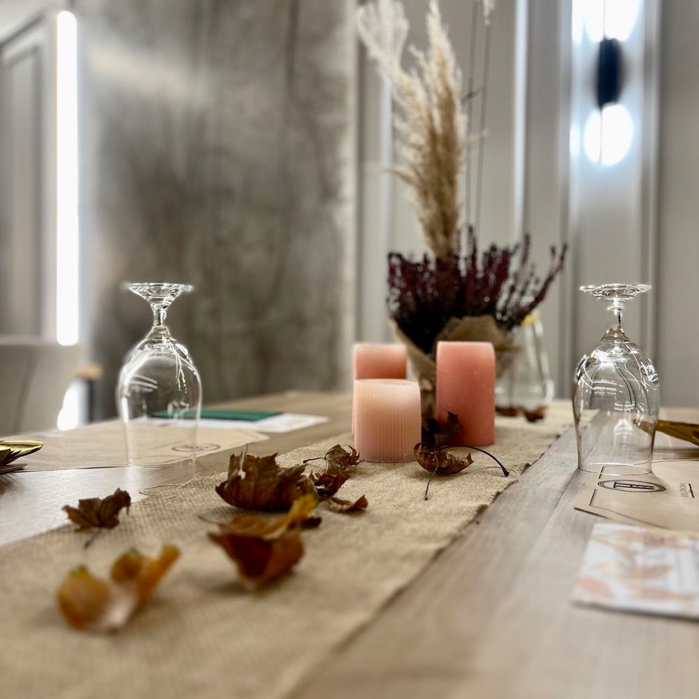 Elegancko nakryty stół w Restauracji Toscania