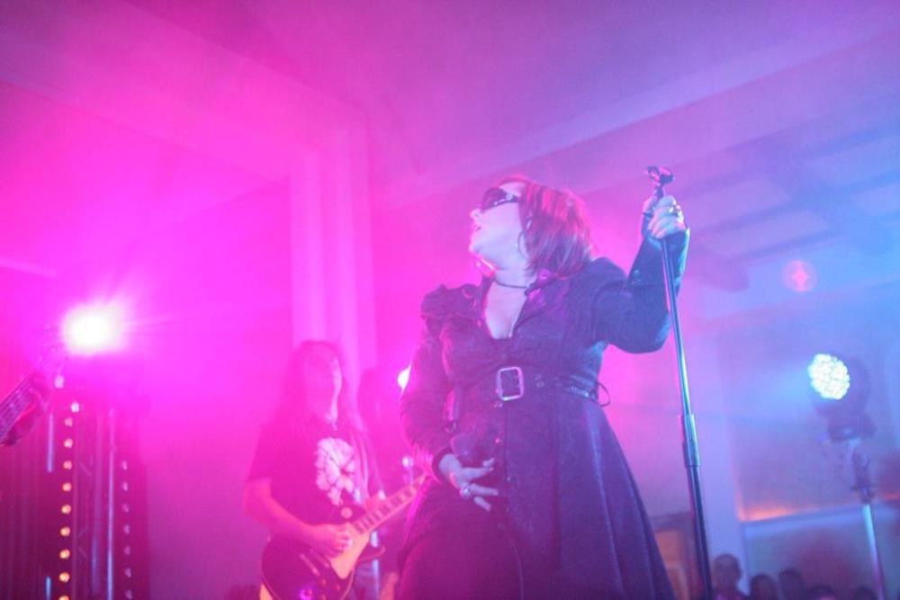 Electric Chair i Lombard - koncert w Hotelu Toscania (zdjęcie 3 z 17)