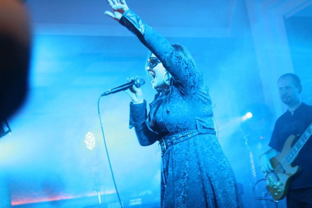 Electric Chair i Lombard - koncert w Hotelu Toscania (zdjęcie 6 z 17)