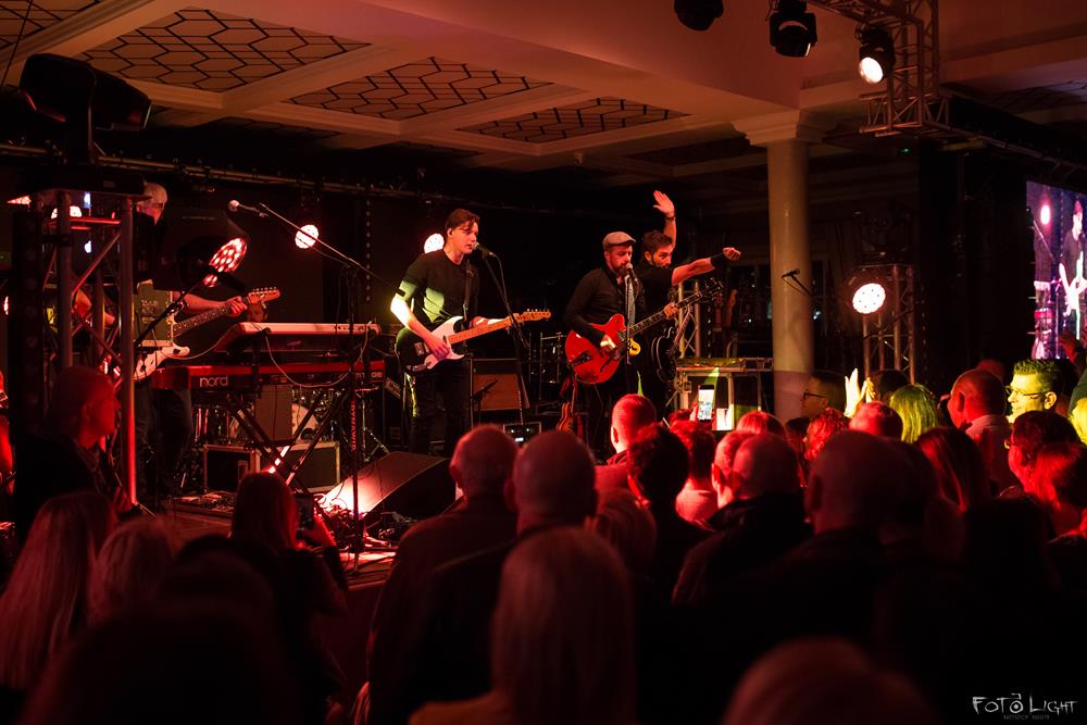Wilki i Myslovitz - koncert w Hotelu Toscania (zdjęcie 1 z 79)
