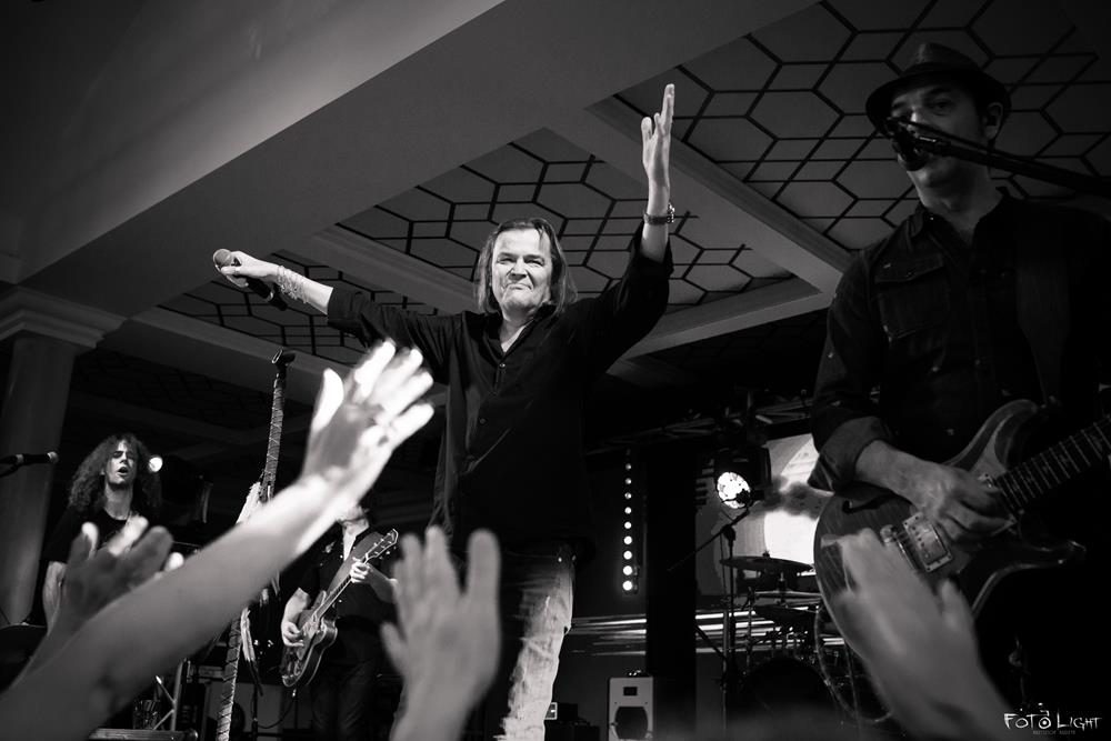 Wilki i Myslovitz - koncert w Hotelu Toscania (zdjęcie 36 z 79)